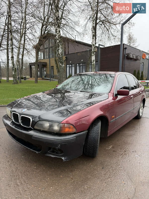 Седан BMW 5 Series 1997 в Тростянці