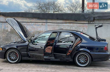 Седан BMW 5 Series 2003 в Тернополе
