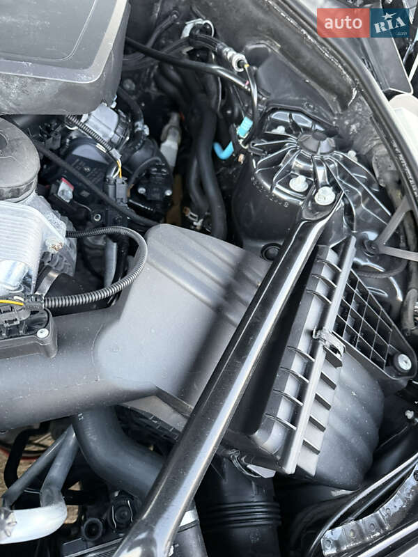 Седан BMW 5 Series 2016 в Ковеле