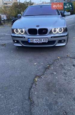 Седан BMW 5 Series 2002 в Києві