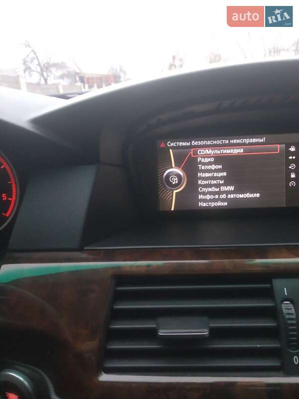 Седан BMW 5 Series 2009 в Коростене