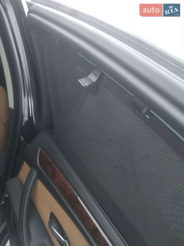 Седан BMW 5 Series 2009 в Коростене