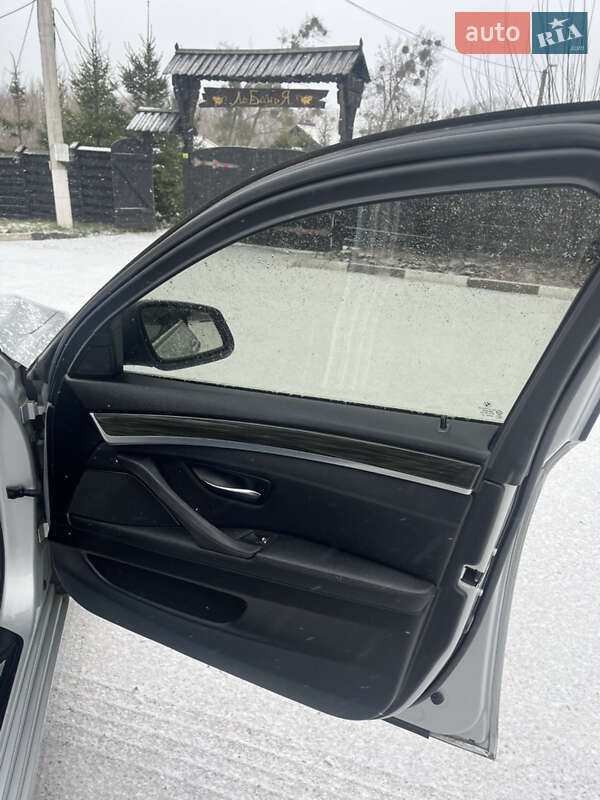 Седан BMW 5 Series 2013 в Рівному