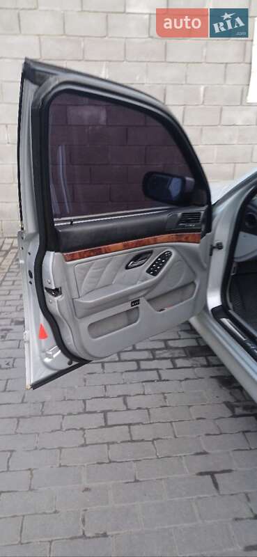 Седан BMW 5 Series 2001 в Рівному фото 15 Седан BMW 5 Series 2001 в Рівному