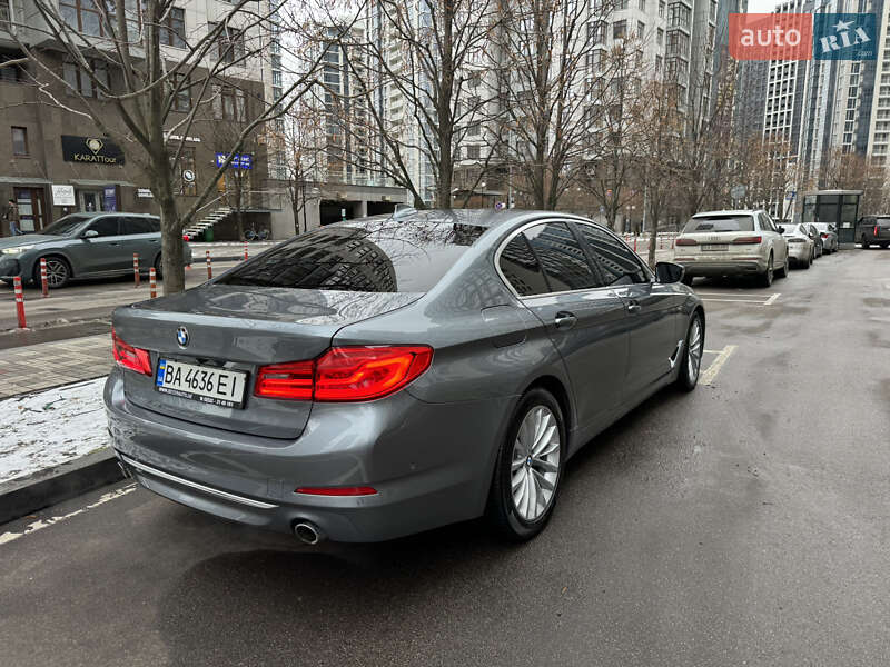 Седан BMW 5 Series 2018 в Киеве