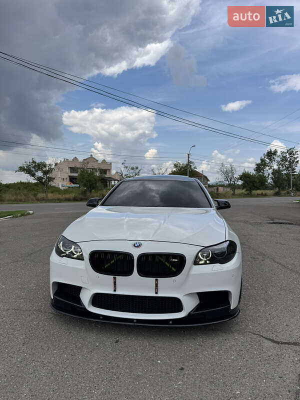 Седан BMW 5 Series 2010 в Виноградове фото 7 Седан BMW 5 Series 2010 в Виноградове