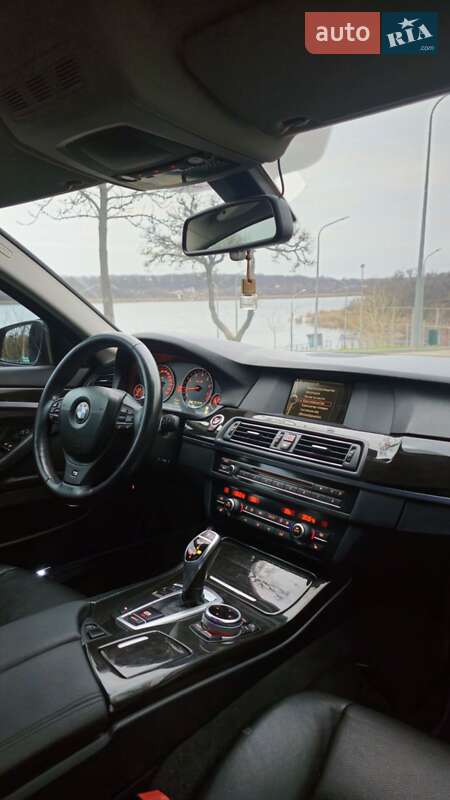 Седан BMW 5 Series 2013 в Запоріжжі