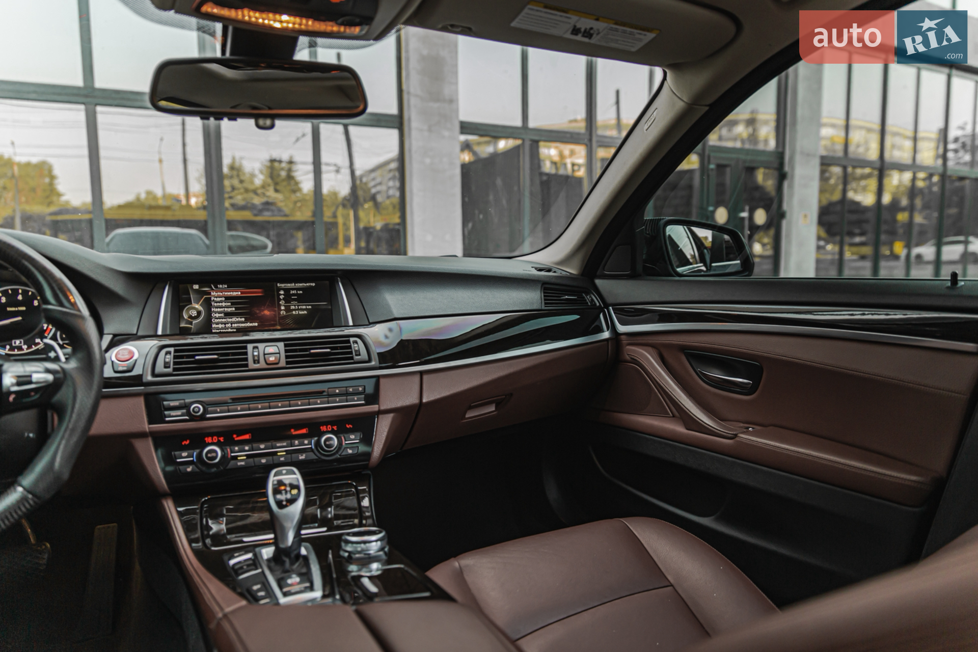 2014 BMW 5er - мініатюра 12