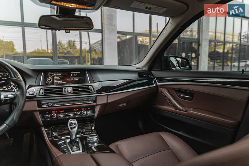 Седан BMW 5 Series 2014 в Полтаве