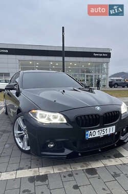 Седан BMW 5 Series 2015 в Мукачево
