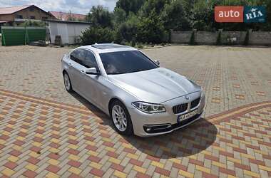 Седан BMW 5 Series 2015 в Мукачевому