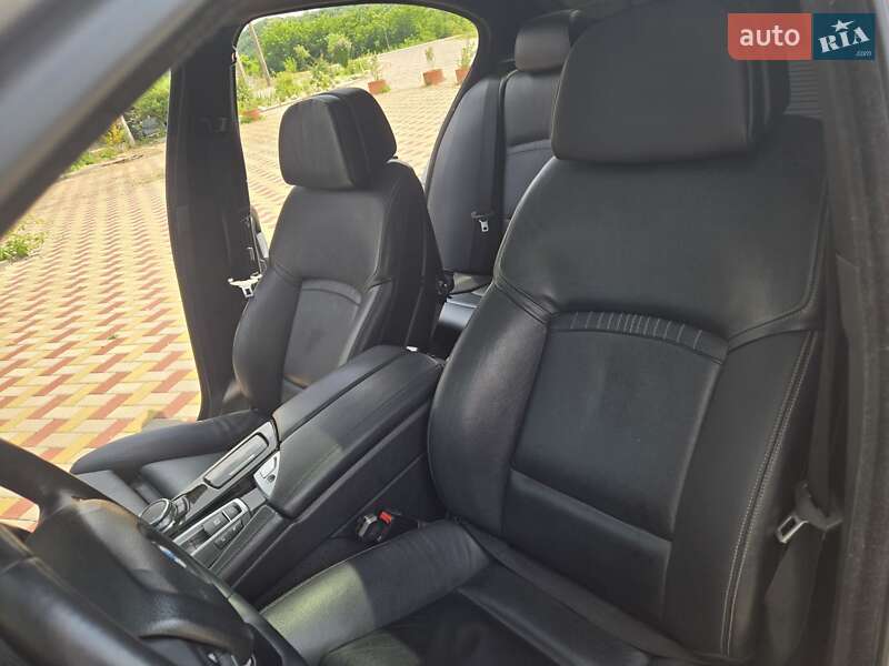 Седан BMW 5 Series 2015 в Мукачевому