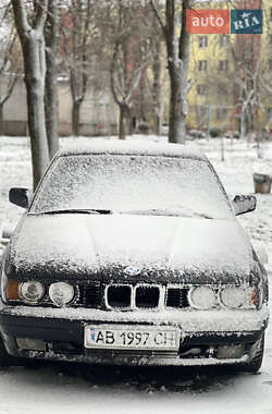Седан BMW 5 Series 1988 в Ладижині