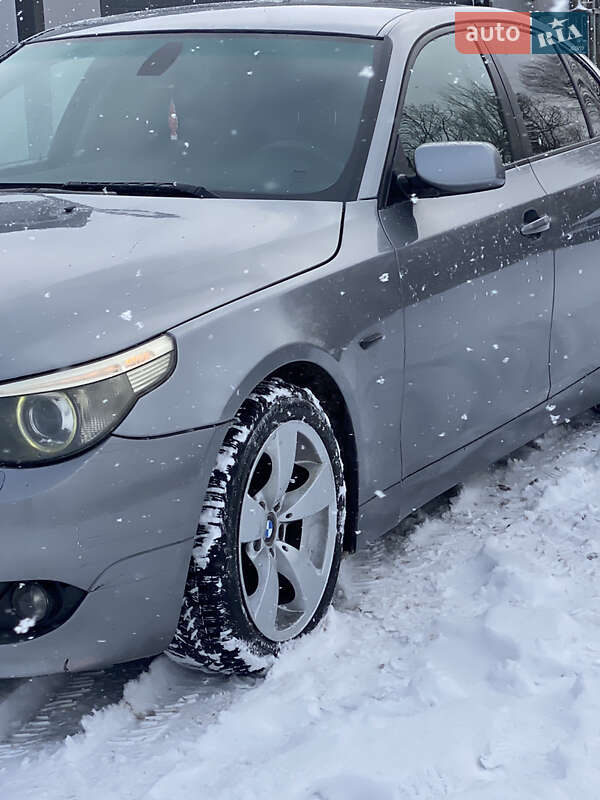 Седан BMW 5 Series 2005 в Тернополі