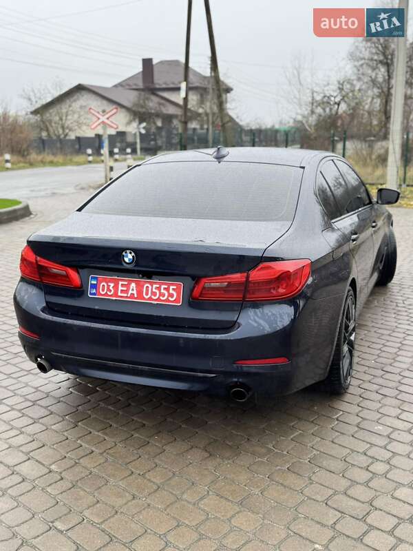 Седан BMW 5 Series 2017 в Камне-Каширском