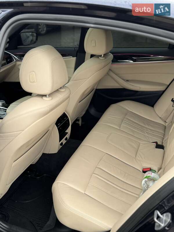 Седан BMW 5 Series 2017 в Камне-Каширском