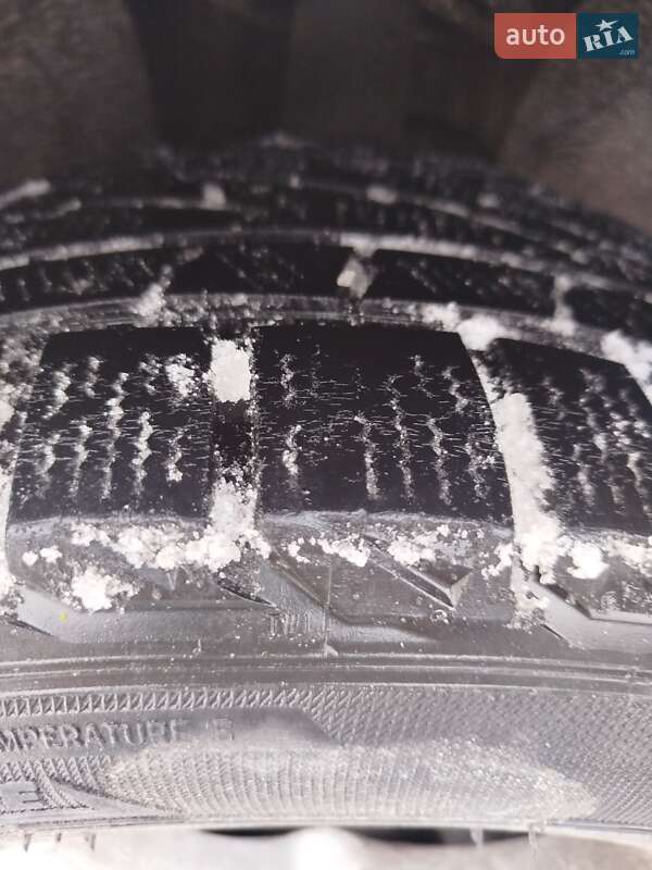 Седан BMW 5 Series 2000 в Чернигове