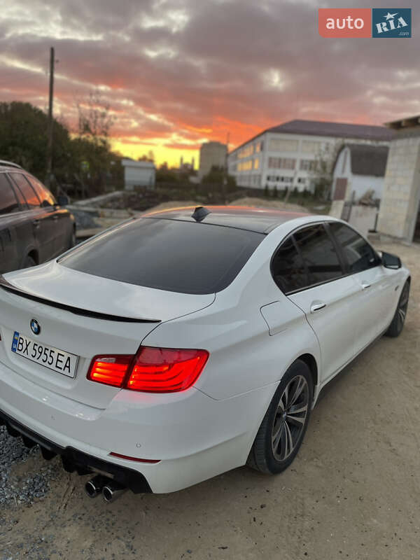 BMW 5 Series 2012 BMW 5 Series 2012