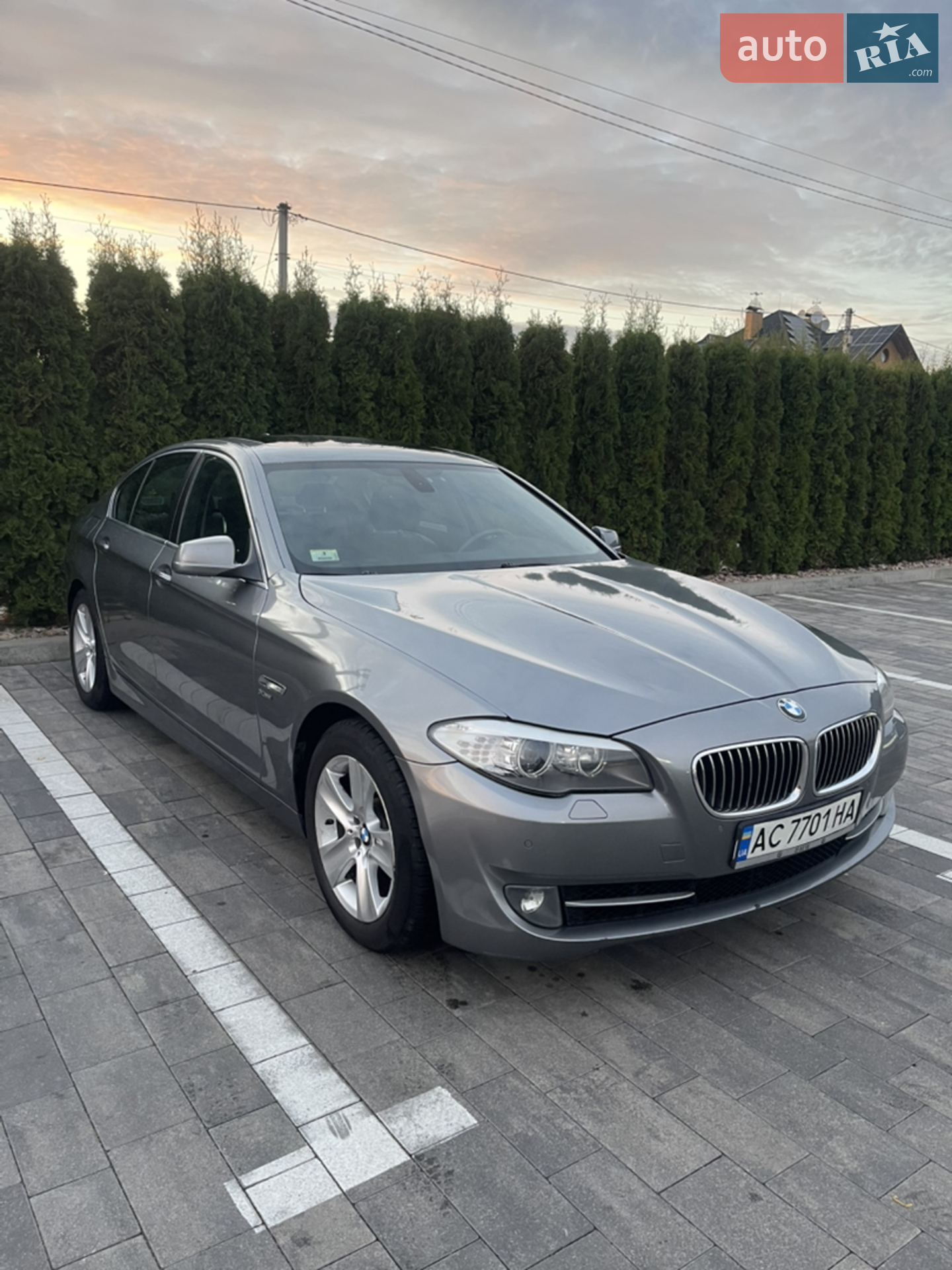 2012 BMW 5er - мініатюра 2