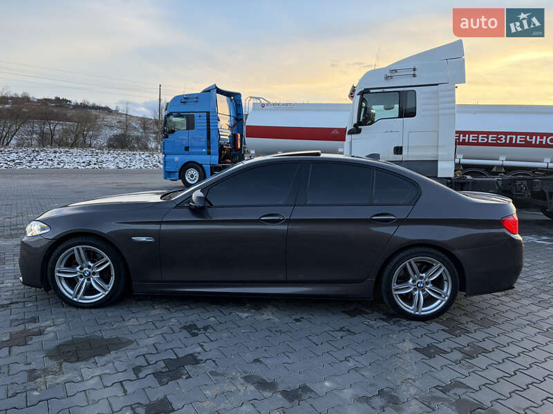 Седан BMW 5 Series 2013 в Черновцах