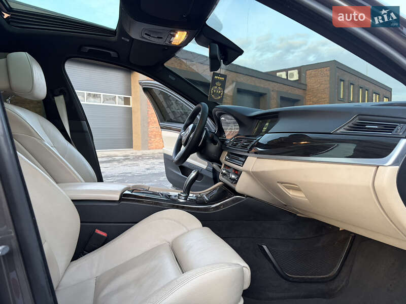 Седан BMW 5 Series 2013 в Черновцах