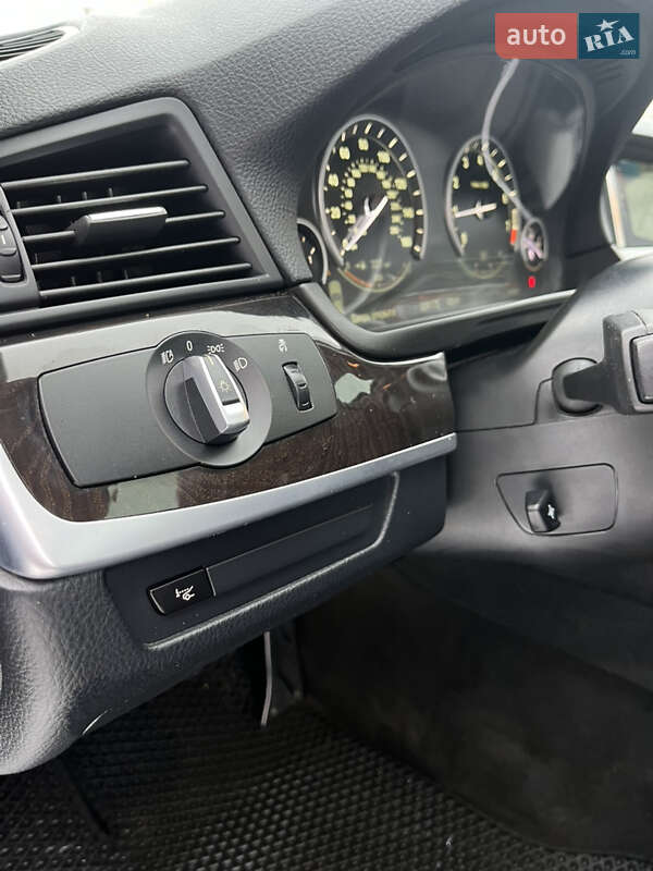 Седан BMW 5 Series 2013 в Чернігові