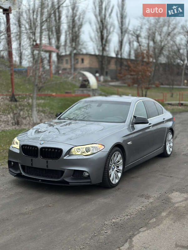 BMW 5 Series 2012