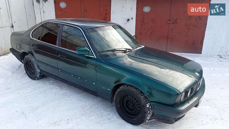 Седан BMW 5 Series 1989 в Львове
