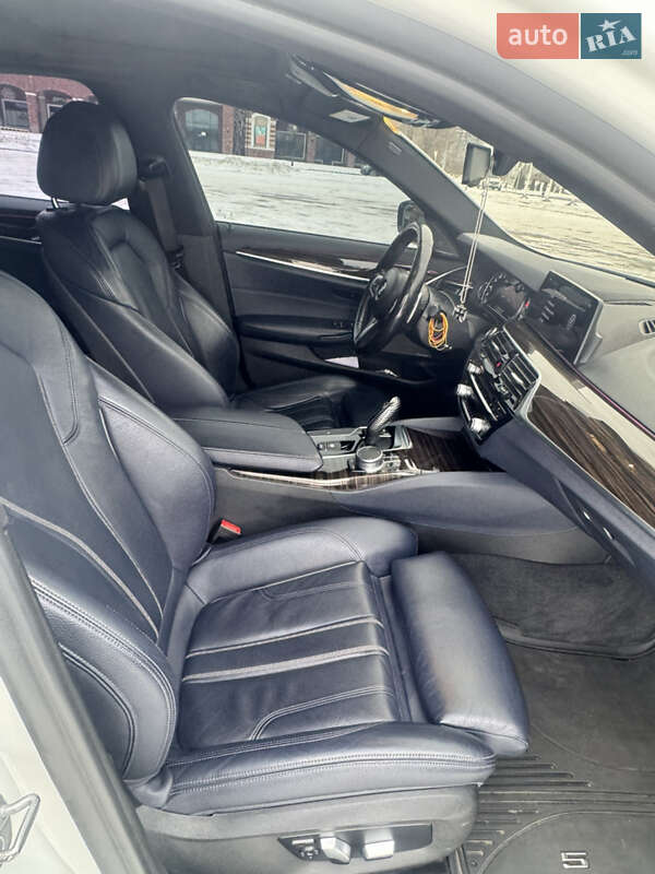 Седан BMW 5 Series 2018 в Киеве фото 9 Седан BMW 5 Series 2018 в Киеве
