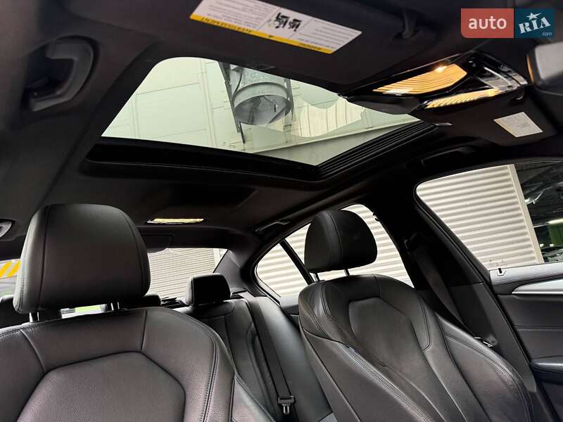 Седан BMW 5 Series 2017 в Киеве