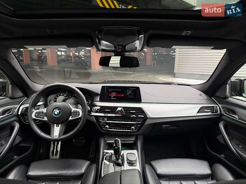 Седан BMW 5 Series 2017 в Киеве