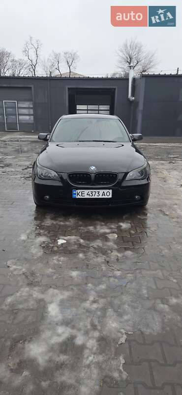 BMW 5 Series 2004