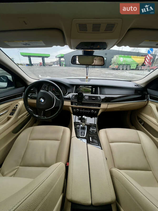 Седан BMW 5 Series 2014 в Виннице