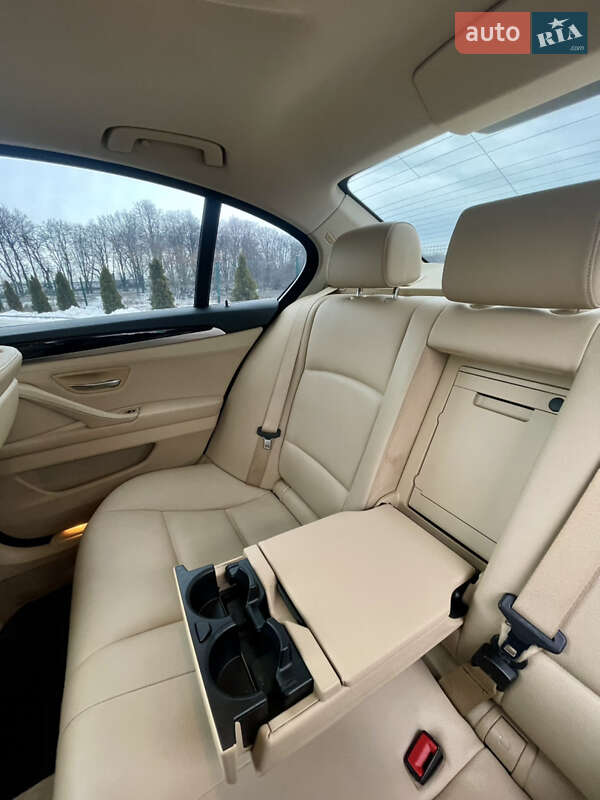 Седан BMW 5 Series 2014 в Виннице