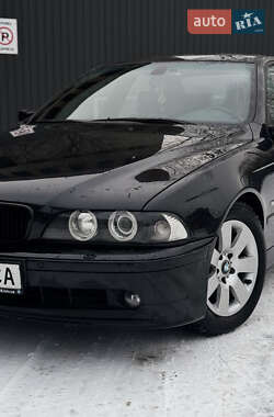 Седан BMW 5 Series 2002 в Львове
