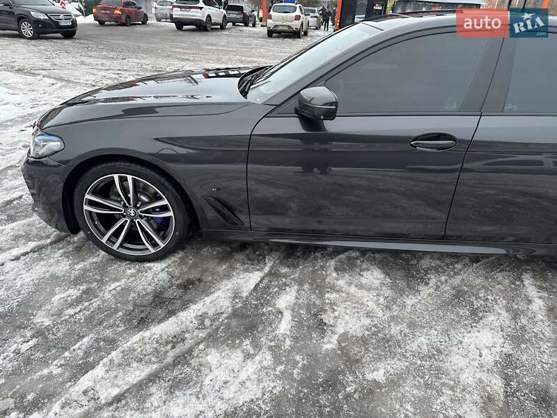 Седан BMW 5 Series 2019 в Полтаві фото 17 Седан BMW 5 Series 2019 в Полтаві