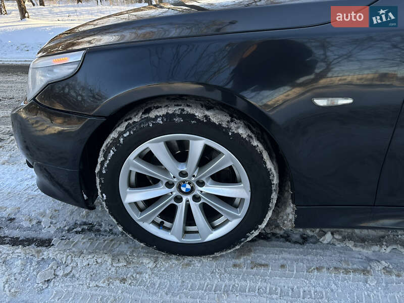 Універсал BMW 5 Series 2010 в Чернігові