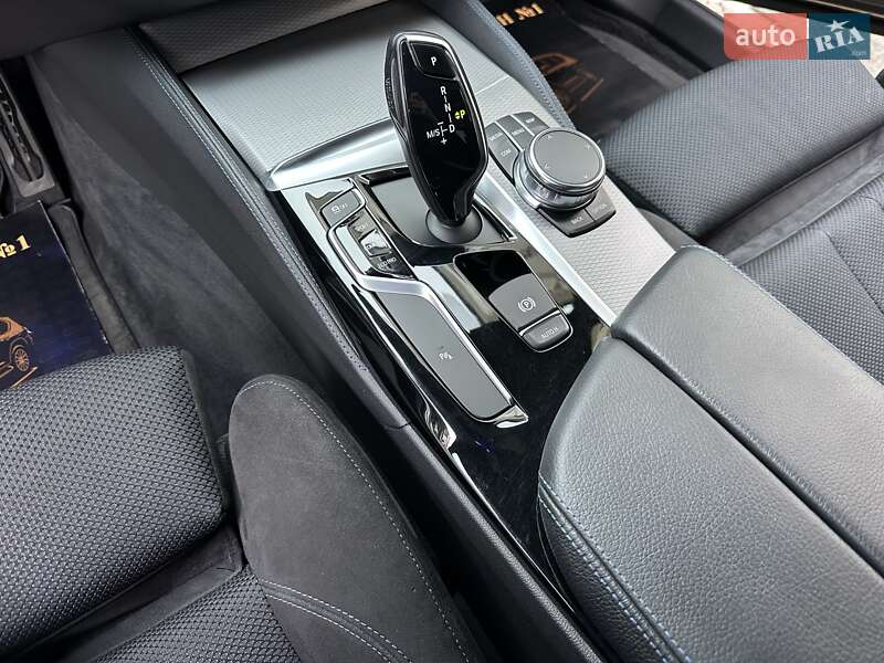 Седан BMW 5 Series 2017 в Киеве фото 45 Седан BMW 5 Series 2017 в Киеве