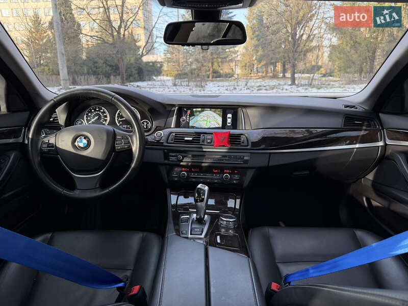 Седан BMW 5 Series 2015 в Івано-Франківську фото 81 Седан BMW 5 Series 2015 в Івано-Франківську