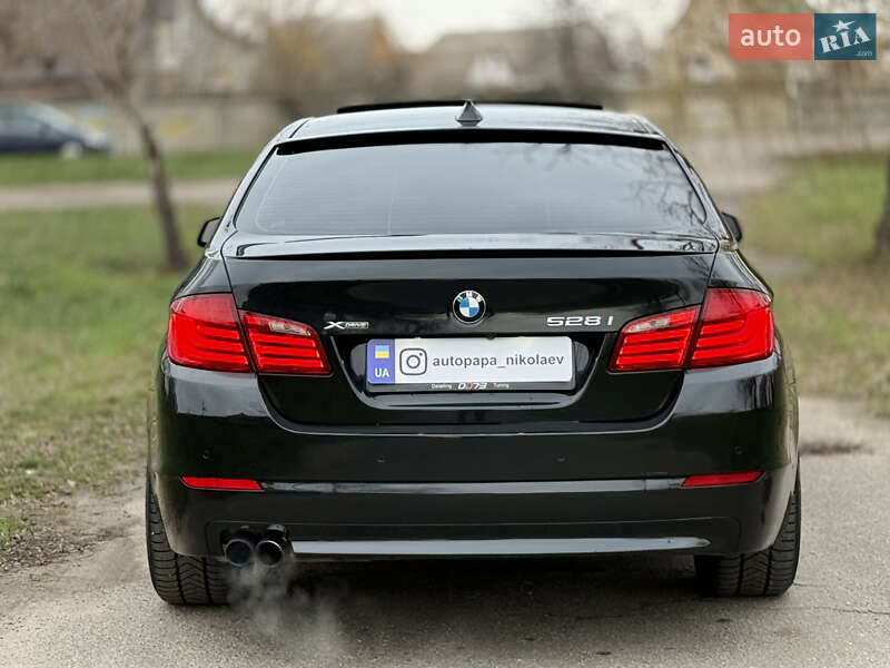 Седан BMW 5 Series 2012 в Николаеве