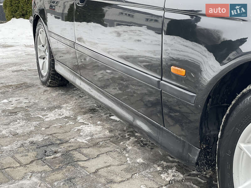 Седан BMW 5 Series 1999 в Виннице