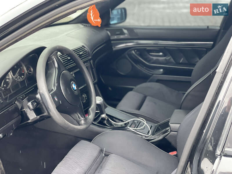 Седан BMW 5 Series 1999 в Виннице