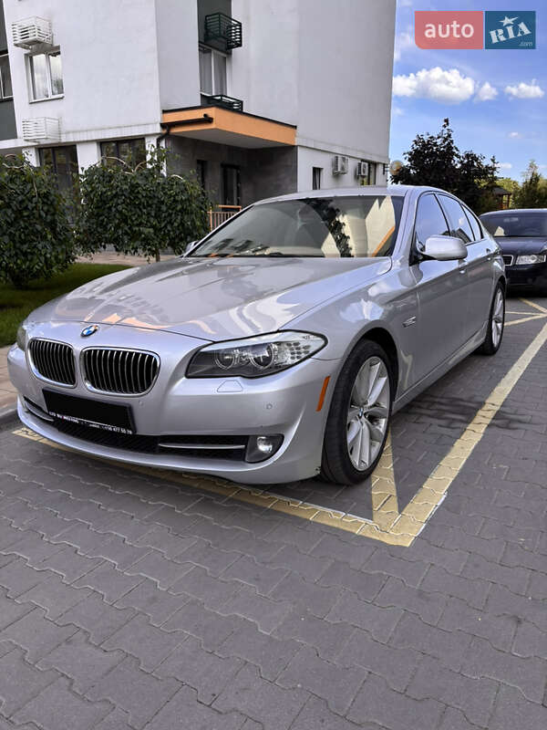 BMW 5 Series 2011