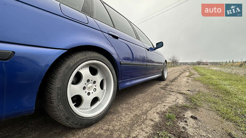 Универсал BMW 5 Series 2000 в Одессе