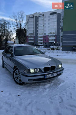 Седан BMW 5 Series 1998 в Новояворовске