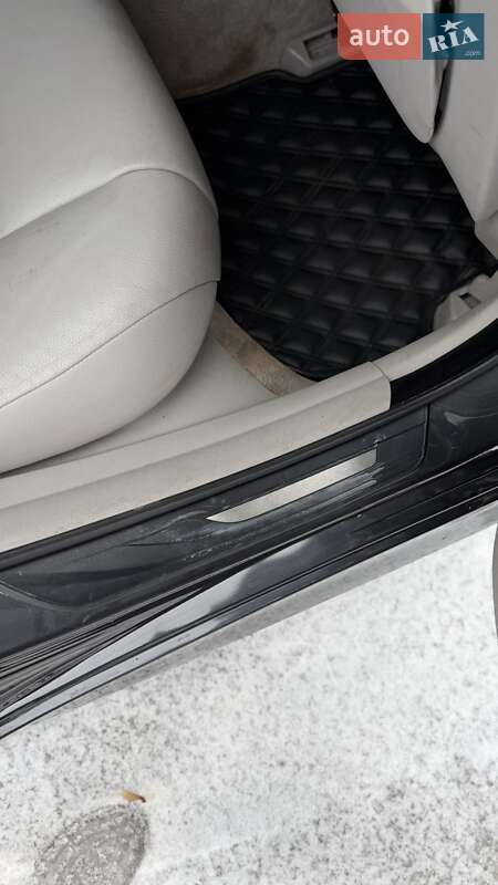 Седан BMW 5 Series 2012 в Кривом Роге