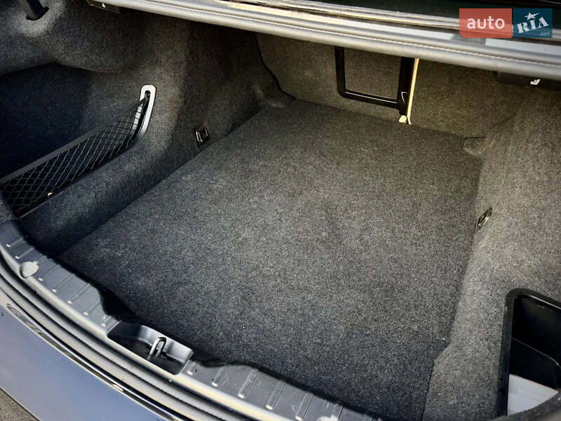 Седан BMW 5 Series 2015 в Киеве