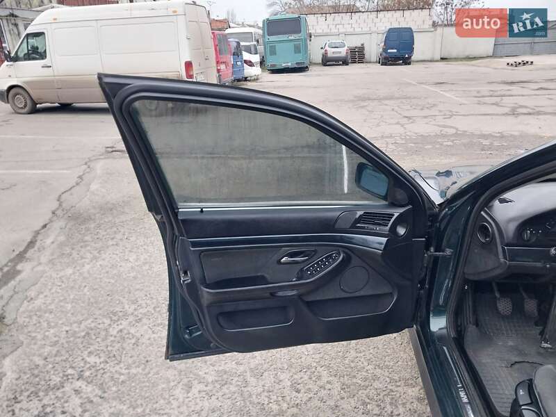 Седан BMW 5 Series 1999 в Николаеве