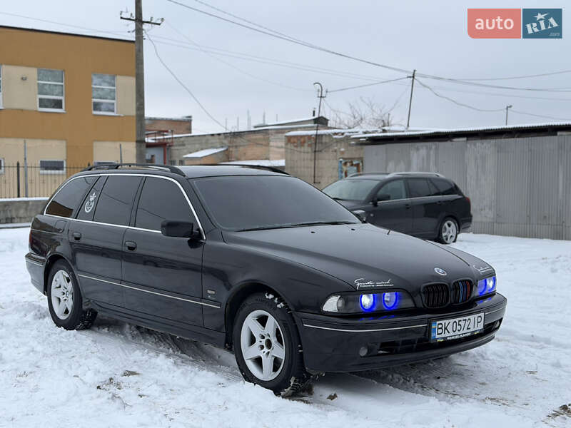 Универсал BMW 5 Series 2001 в Ровно