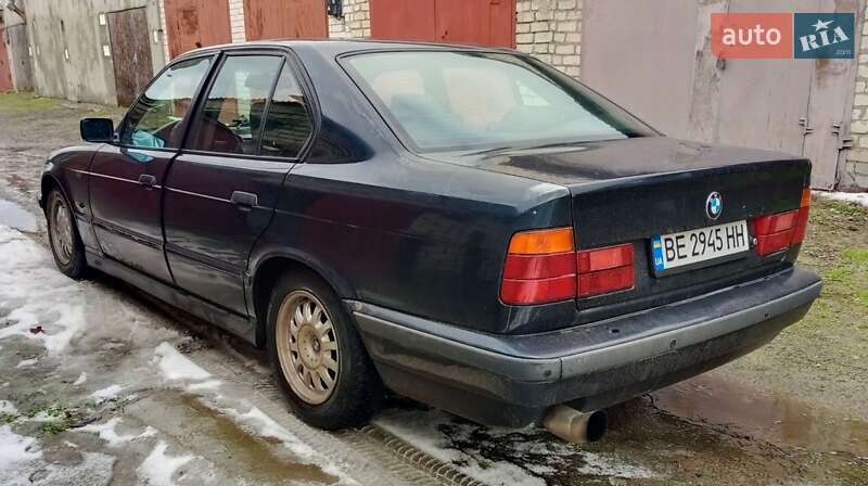 Седан BMW 5 Series 1995 в Николаеве